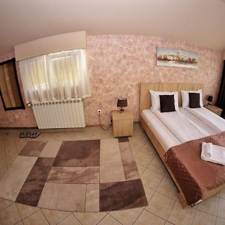 Apartmani Zecevic Niksic Exterior photo